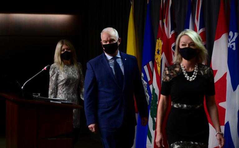 Rempel Garner, O'Toole and MP Candice Bergen arrive hold a press conference in Ottawa on Oct. 22, 2020 (CP/Sean Kilpatrick)