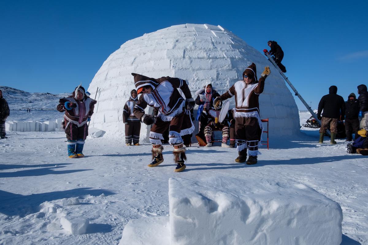 Some 1,100 people attended outdoor performances by Inuit drummers, singer-songwriters, dancers and storytellers (Casey Lessard)