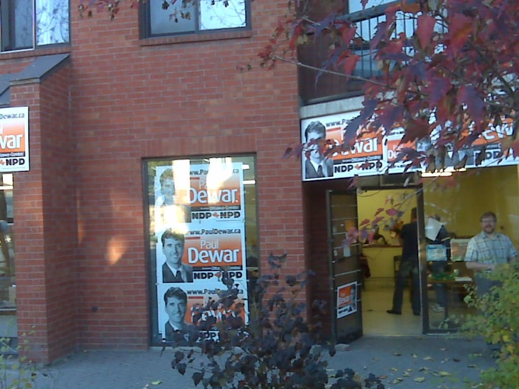 Liveblogging D-Day in Ottawa Centre - NDP HQ