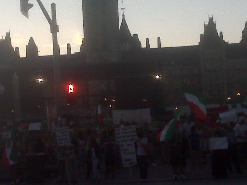 At this hour, in front of Parliament's Centre Block