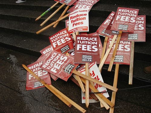 Deconstructing the Canadian Federation of Students divorce