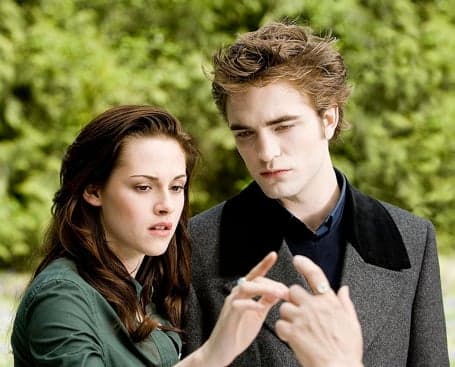Twilight's New Mooning