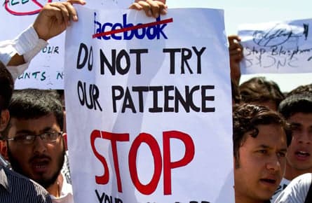 Pakistan logs off Facebook