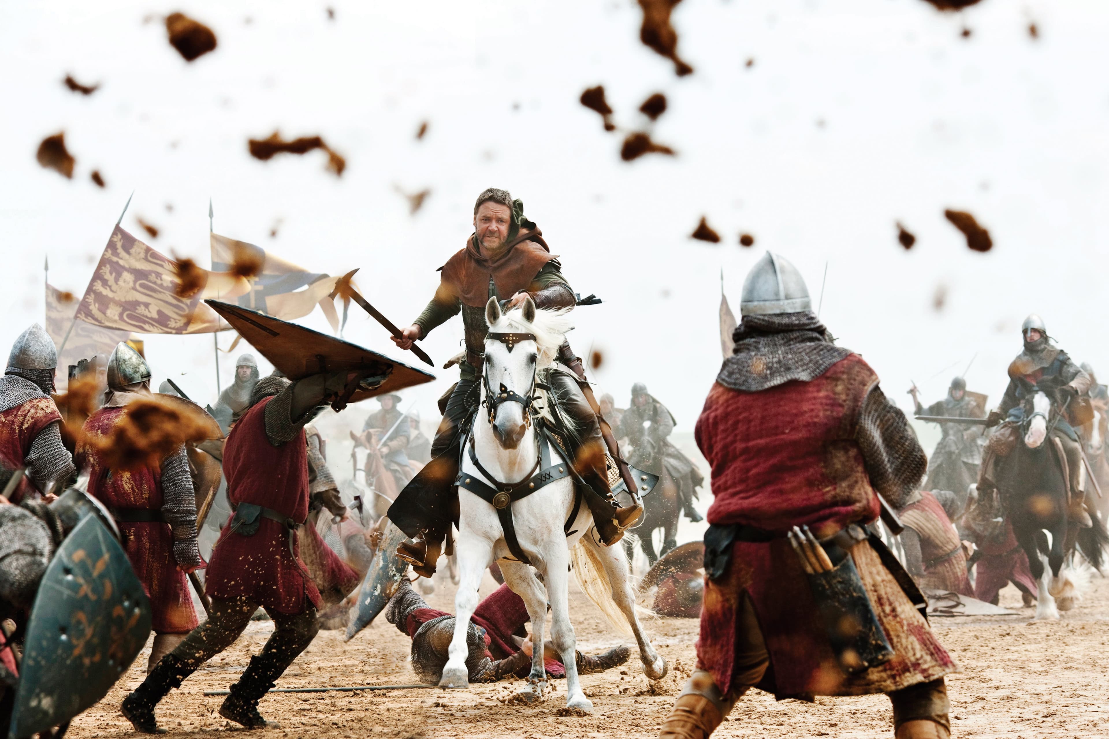 Robin Hood fights the French on the beaches
