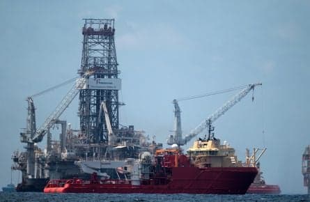 Oil spill could be permanently plugged