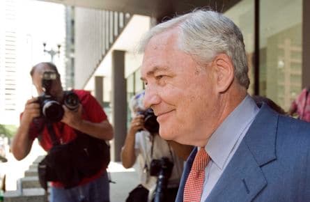 Conrad Black drops bid to return to Canada