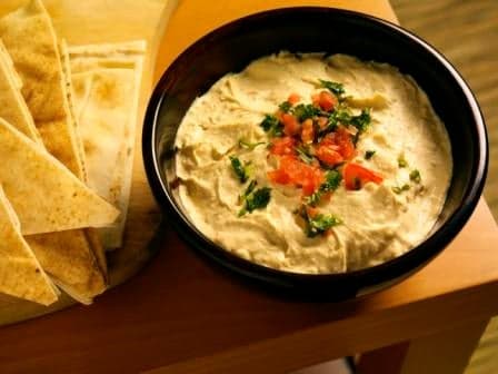 Political boycotts continue with hummus