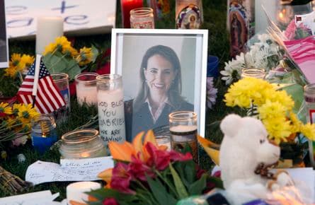 Arizona shooting raises questions about tone of U.S. politics
