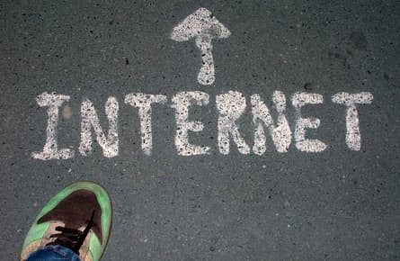 Ottawa to review usage-based Internet billing
