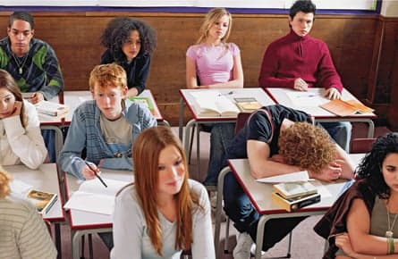 Why you should let  your teenager sleep in