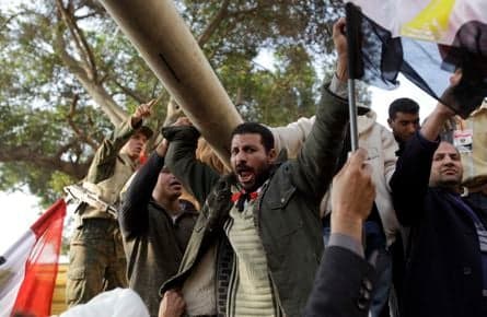 Mubarak resigns