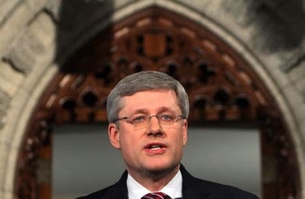 Want Harper to be less of a dictator? Give him a majority.