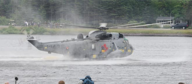 Today's headlines: When will Canada buy new helicopters?