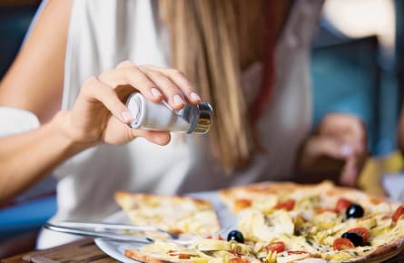 A pinch of reality about salt