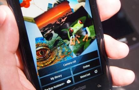 Motorola’s path forward looks easier than RIM’s
