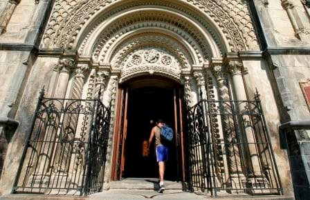 Canada shines in world reputation rankings