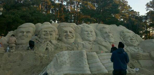 Last minute fixes to Mitt Romney's face