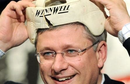 Hockey and the prime ministers: Harper vs. Trudeau