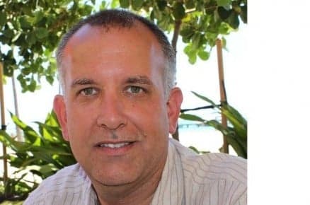 Students are my colleagues: professor