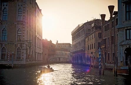 Review: Venice: A New History