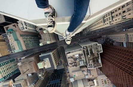 Photo essay: 'Rooftopping' is the new trend in photography