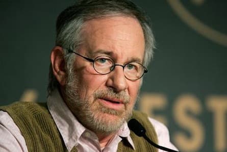 Can Spielberg bridge the abyss between Hollywood and Cannes?