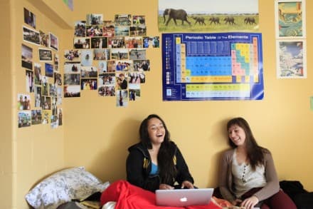 Small Canadian universities smart to team up