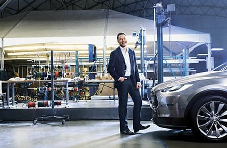 Elon Musk is the coolest rich guy on earth