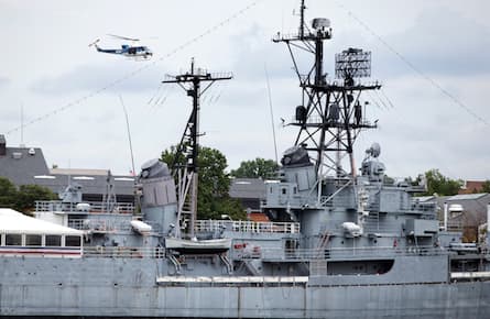13 confirmed dead in shooting at Washington Navy Yard