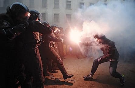Ukraine’s Iron Curtain call