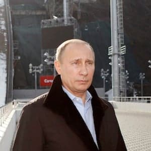 Inside Vladimir Putin's 'Ring of Steel'