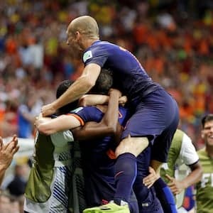 5 at 5: Netherlands crushes Spain in historic World Cup match