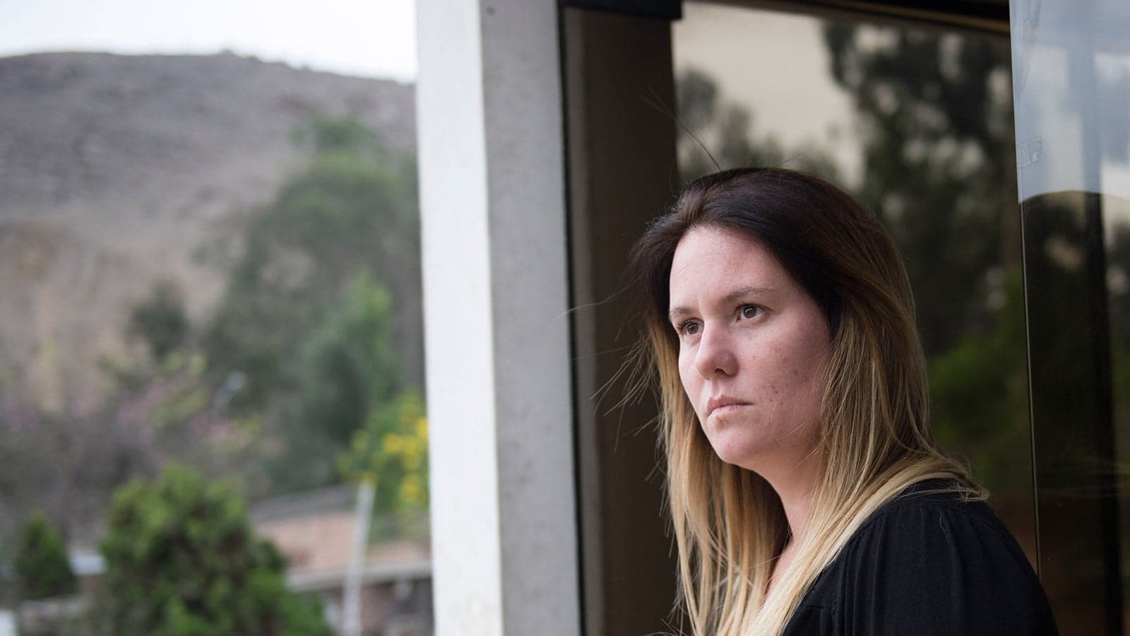 Woman claims to be Mike Duffy's unacknowledged child