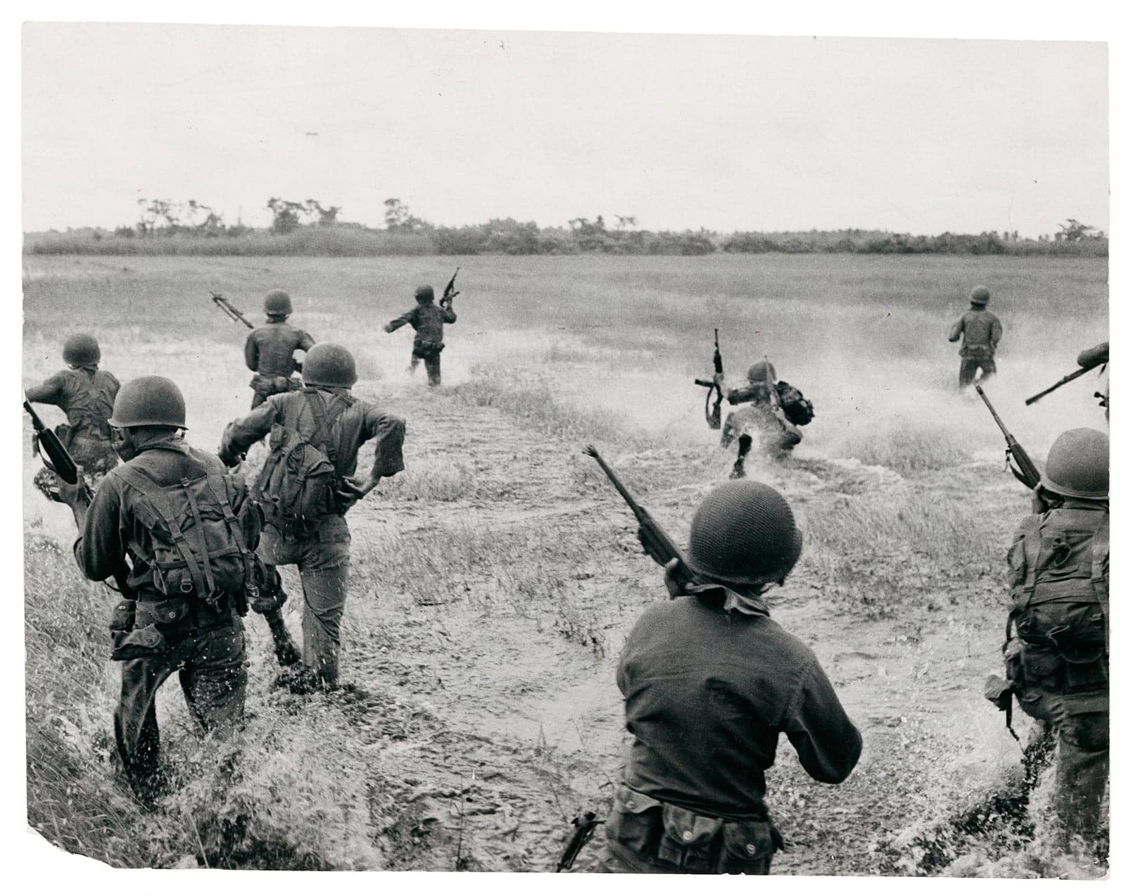 A picture paints a thousand lies: On truth and war photography
