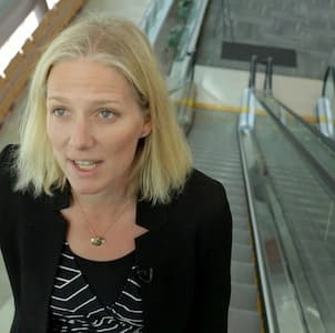 An escalator pitch from Catherine McKenna on Canada in 2020