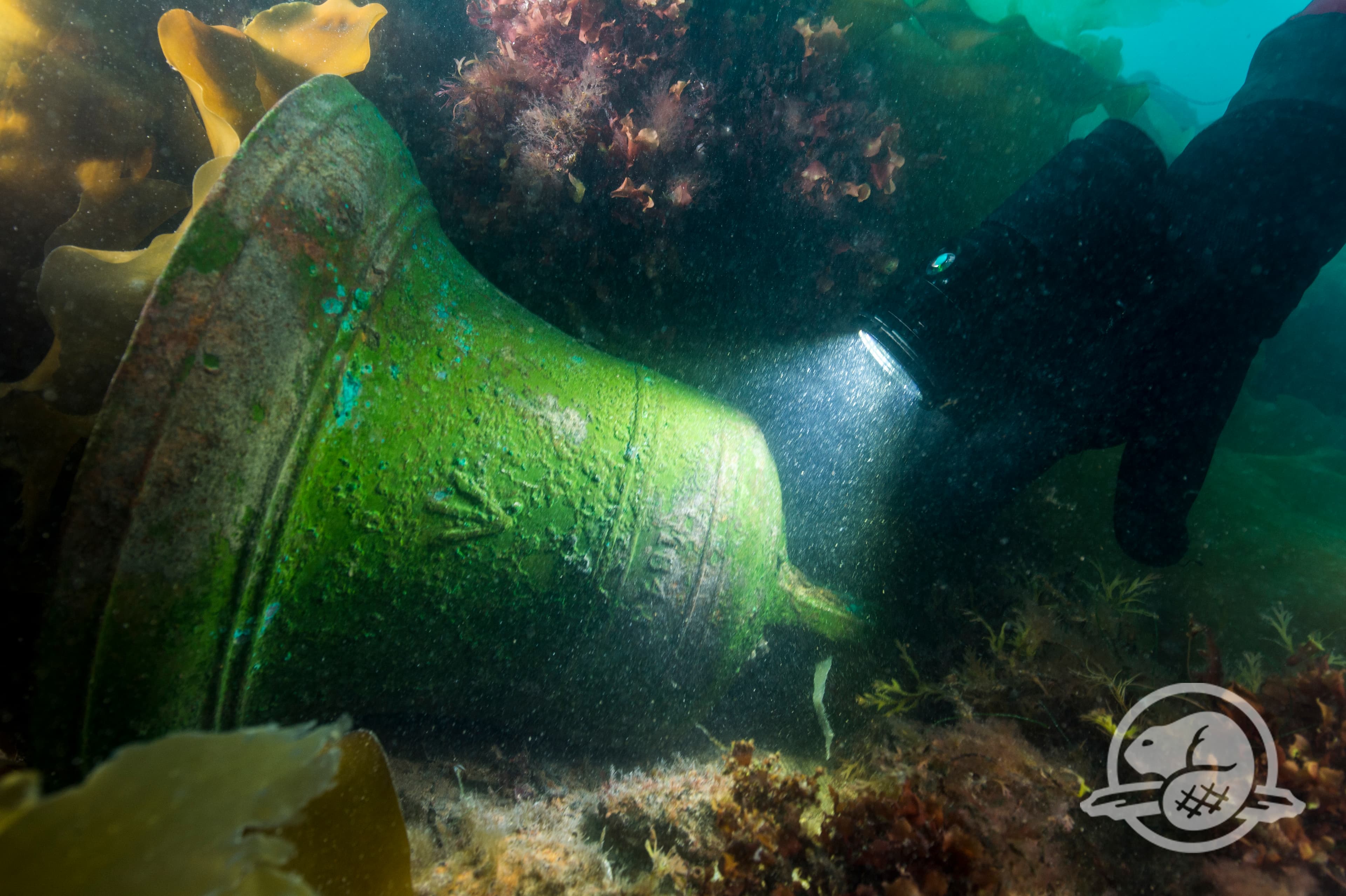 Ottawa shows off bell recovered from HMS Erebus