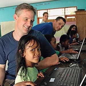 The feel-good factor: How volunteering can boost office morale