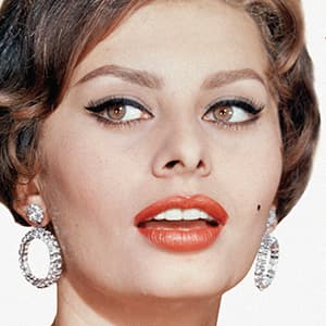 Sophia Loren looks back on life and love: book review