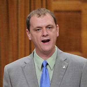 Former NDP staffer claims harassment in MP's office