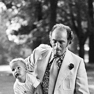 In all thy kids command: Canada's political families
