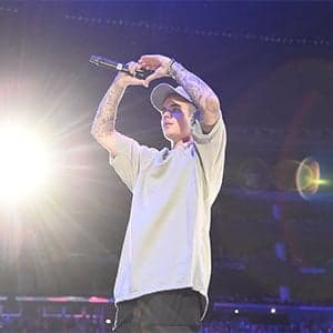 What Canadian pop moment?