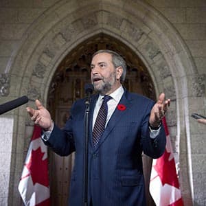 Tom Mulcair vows he will stay on as leader of NDP