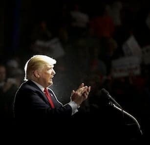 Boss of Breitbart joins Trump team