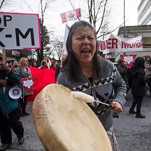 Why Trudeau and the oil industry are losing the pipeline battle