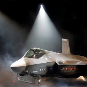 A new Liberal plan for fighter jets doesn't abandon the F-35