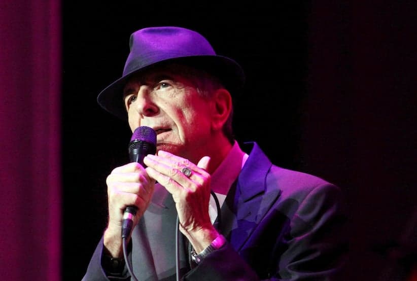Leonard Cohen recites 'In Flanders Fields'