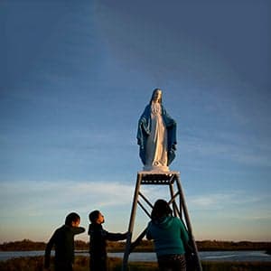 Attawapiskat: Re-examining a community through photos