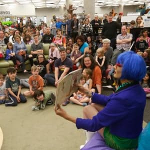 In Winnipeg libraries, drag queens get loud