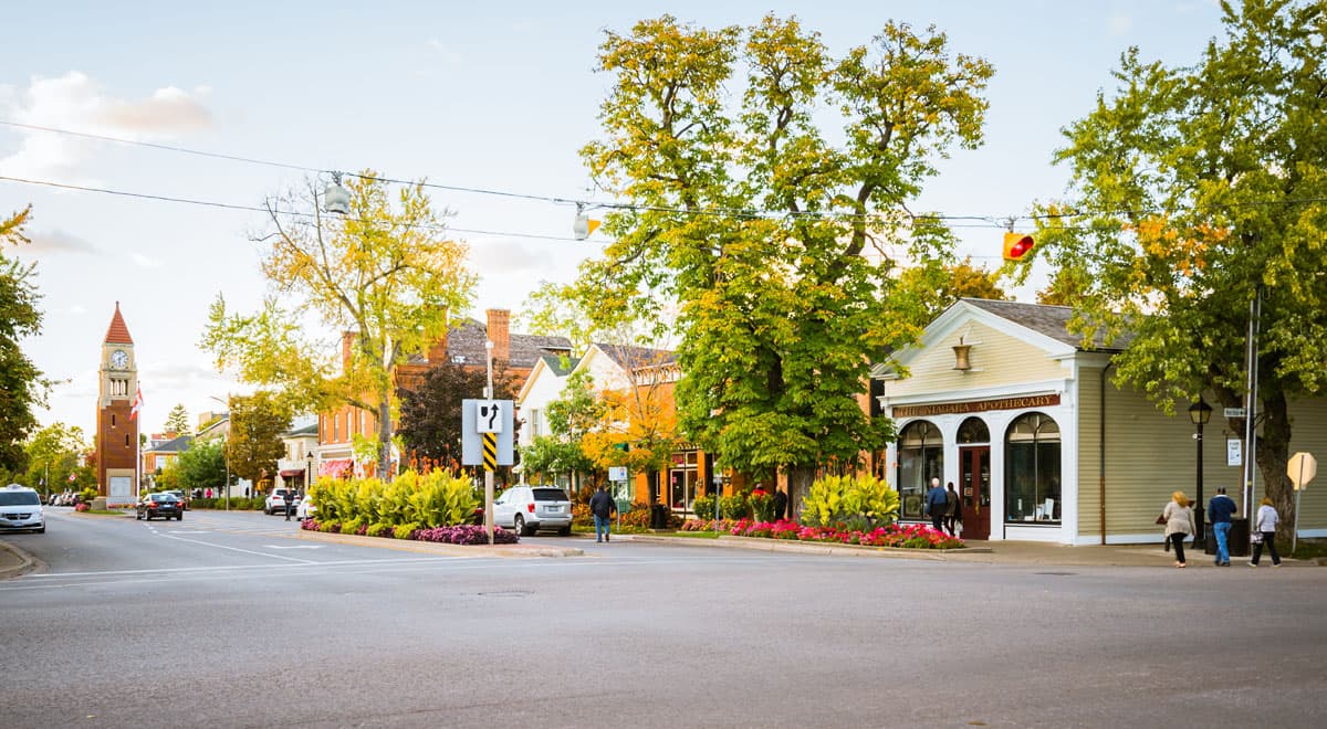 Canada's Best Places for Arts & Community 2017