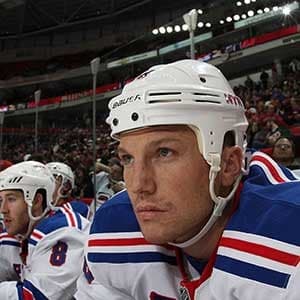 Hockey's once-loathed Sean Avery on his grudges, drugs and LGBT support